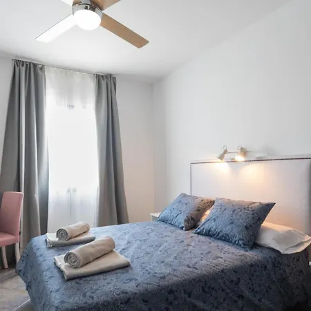 Luxury 3-bedroom With Heated Private Pool - In Marina Rubicon, Playa Blanca, Lanzarote Vila *