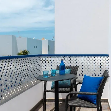 Luxury 3-bedroom With Heated Private Pool - In Marina Rubicon, Playa Blanca, Lanzarote פלאיה בלנקה