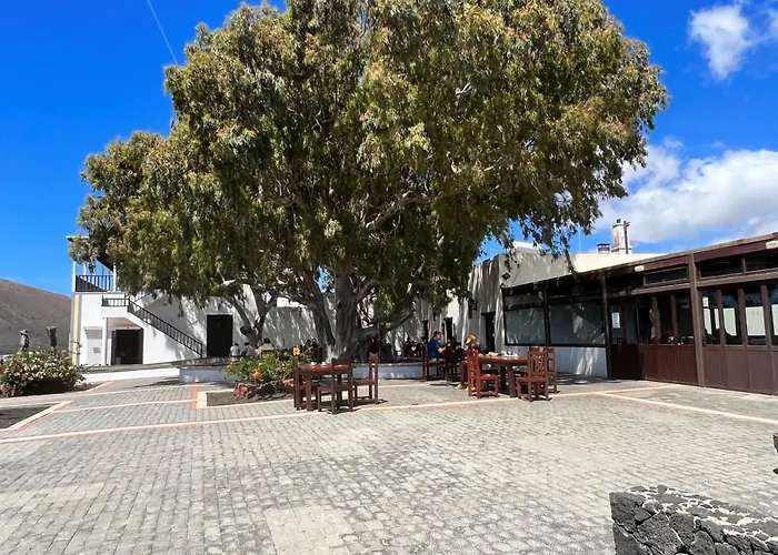 Luxury 3-bedroom With Heated Private Pool - In Marina Rubicon, Playa Blanca, Lanzarote * Playa Blanca