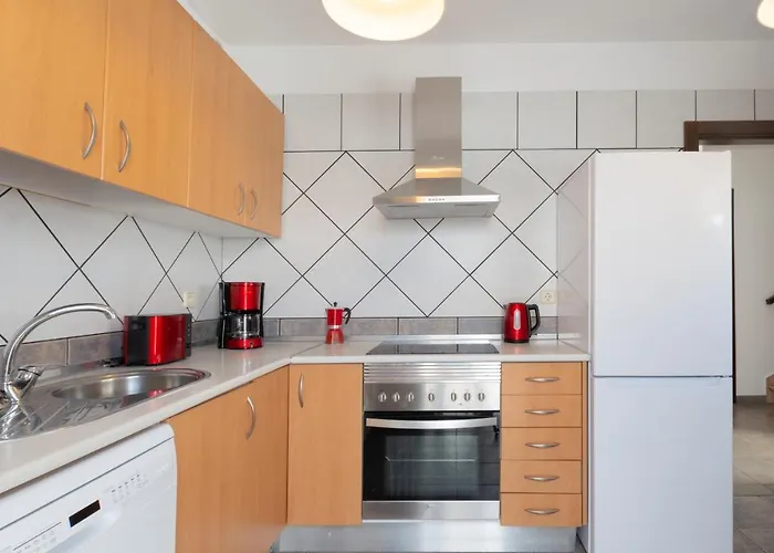 Luxury 3-bedroom With Heated Private Pool - In Marina Rubicon, Playa Blanca, Lanzarote Villa *